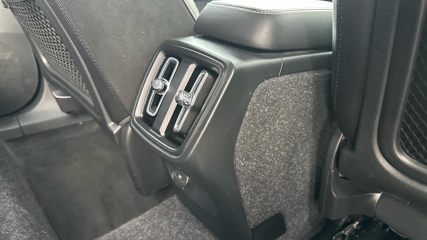 Used Volvo XC40 2020 for sale - 76337463: Photo 26