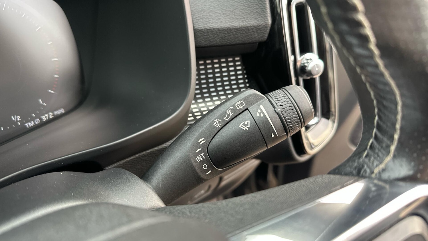 Used Volvo XC40 2020 for sale - 76337463: Photo 33