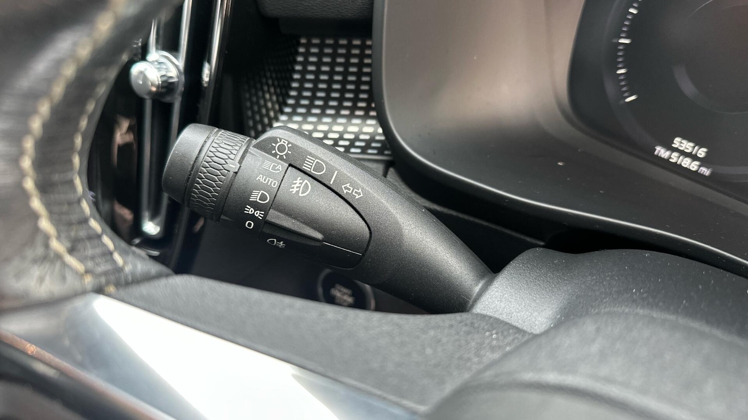 Used Volvo XC40 2020 for sale - 76337463: Photo 34