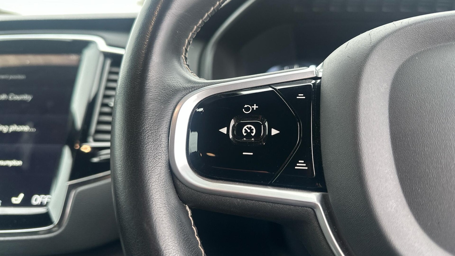 Used Volvo XC90 2021 for sale - 76336522: Photo 33