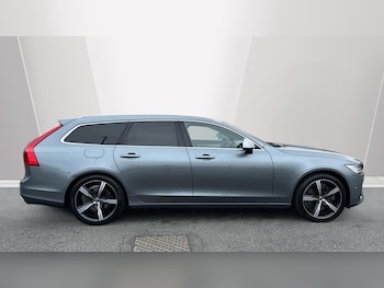 Used Volvo V90 2018 for sale - 77400720: Photo