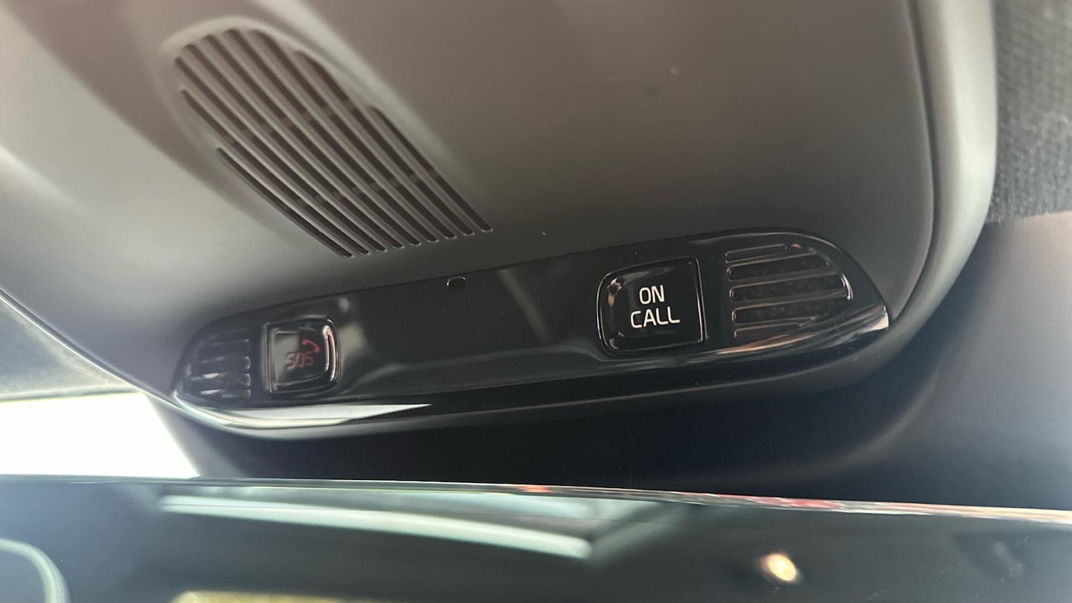 Used Volvo XC40 for sale - 77166852: Photo 38