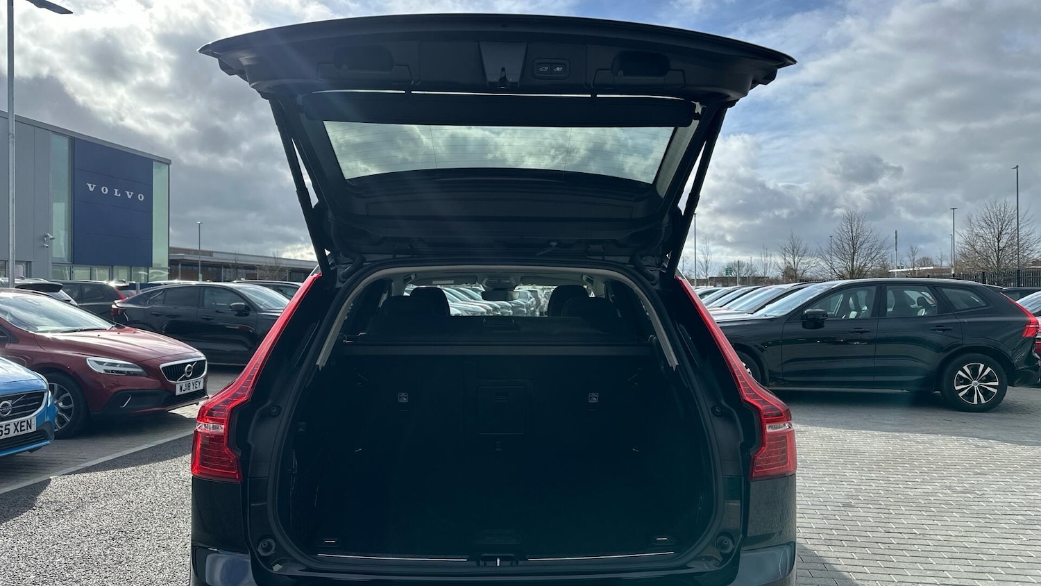 Used Volvo XC60 for sale - 77671648: Photo 13