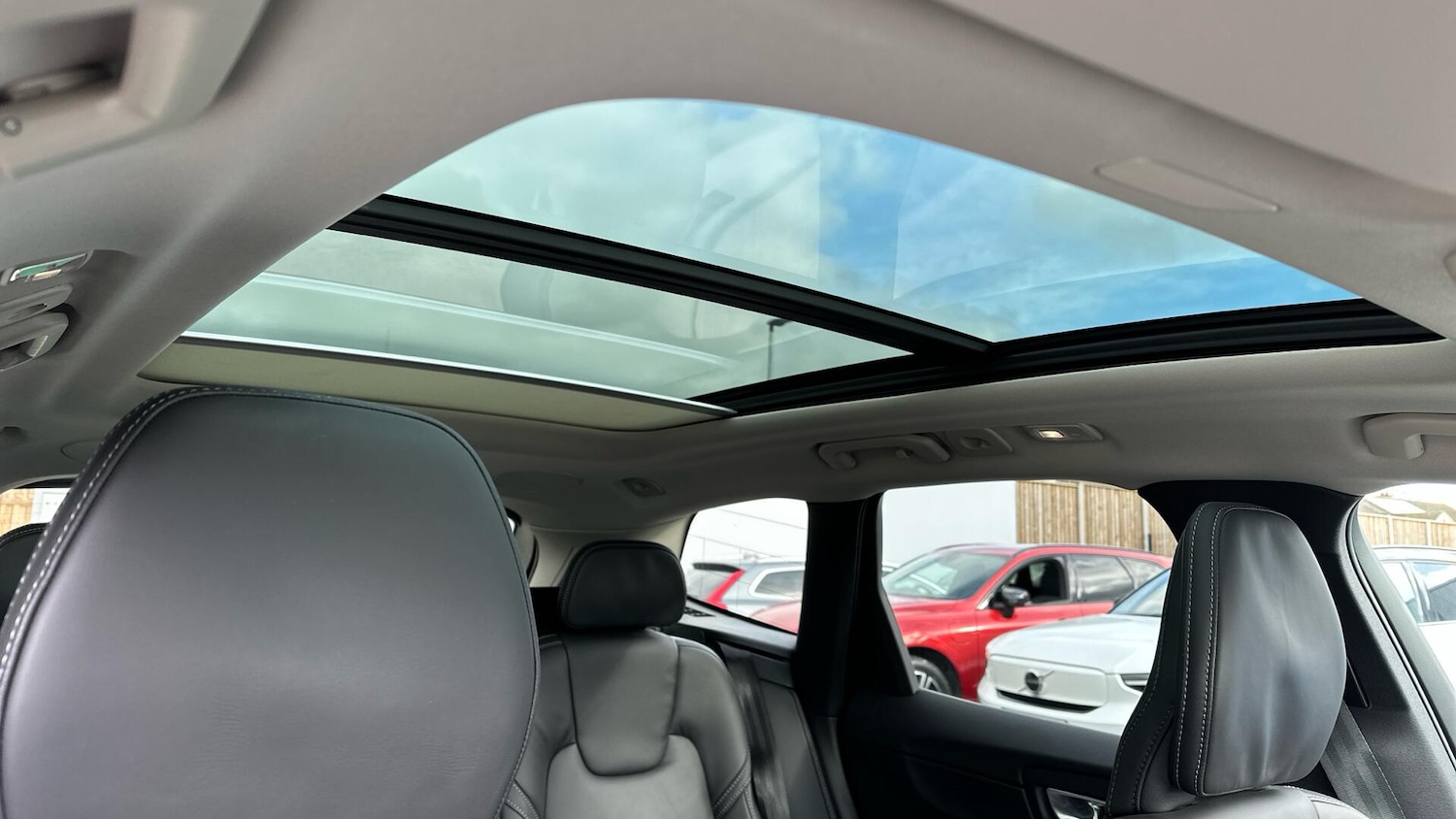 Used Volvo XC60 for sale - 77671648: Photo 30