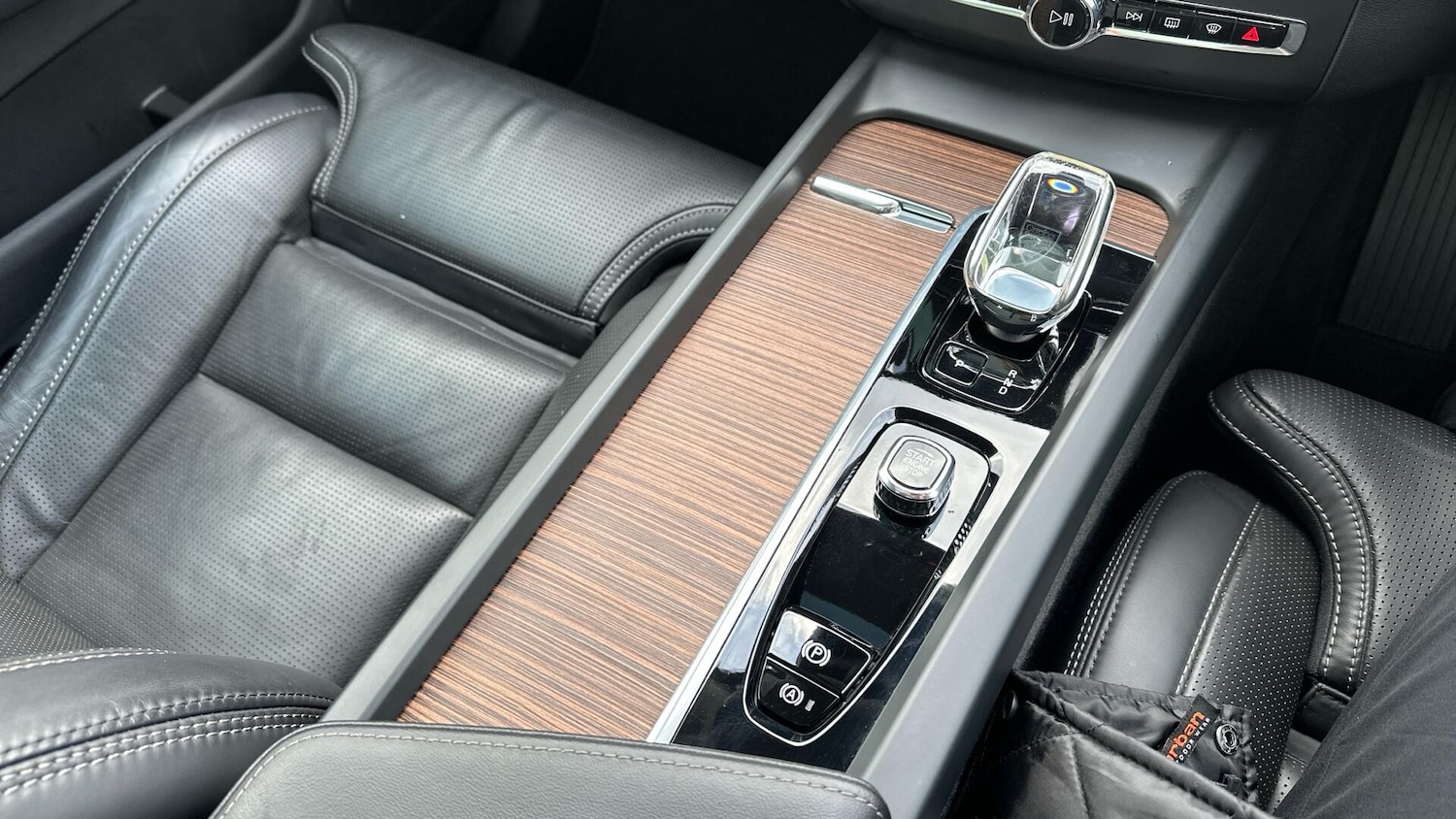 Used Volvo XC60 for sale - 77671648: Photo 35