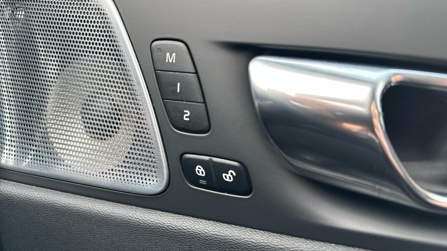 Used Volvo XC60 for sale - 77671648: Photo 37