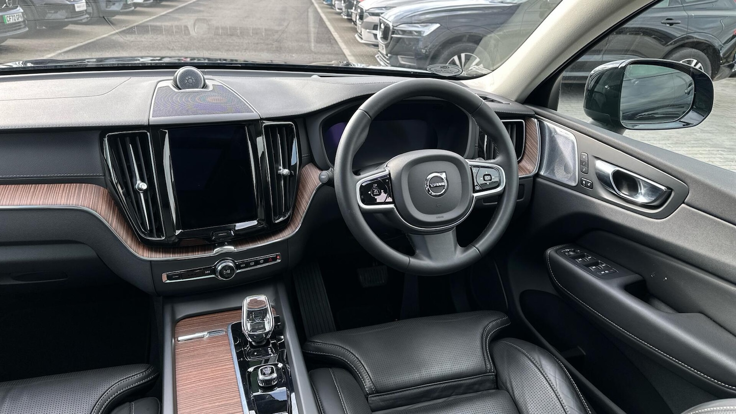 Used Volvo XC60 for sale - 77671648: Photo 4