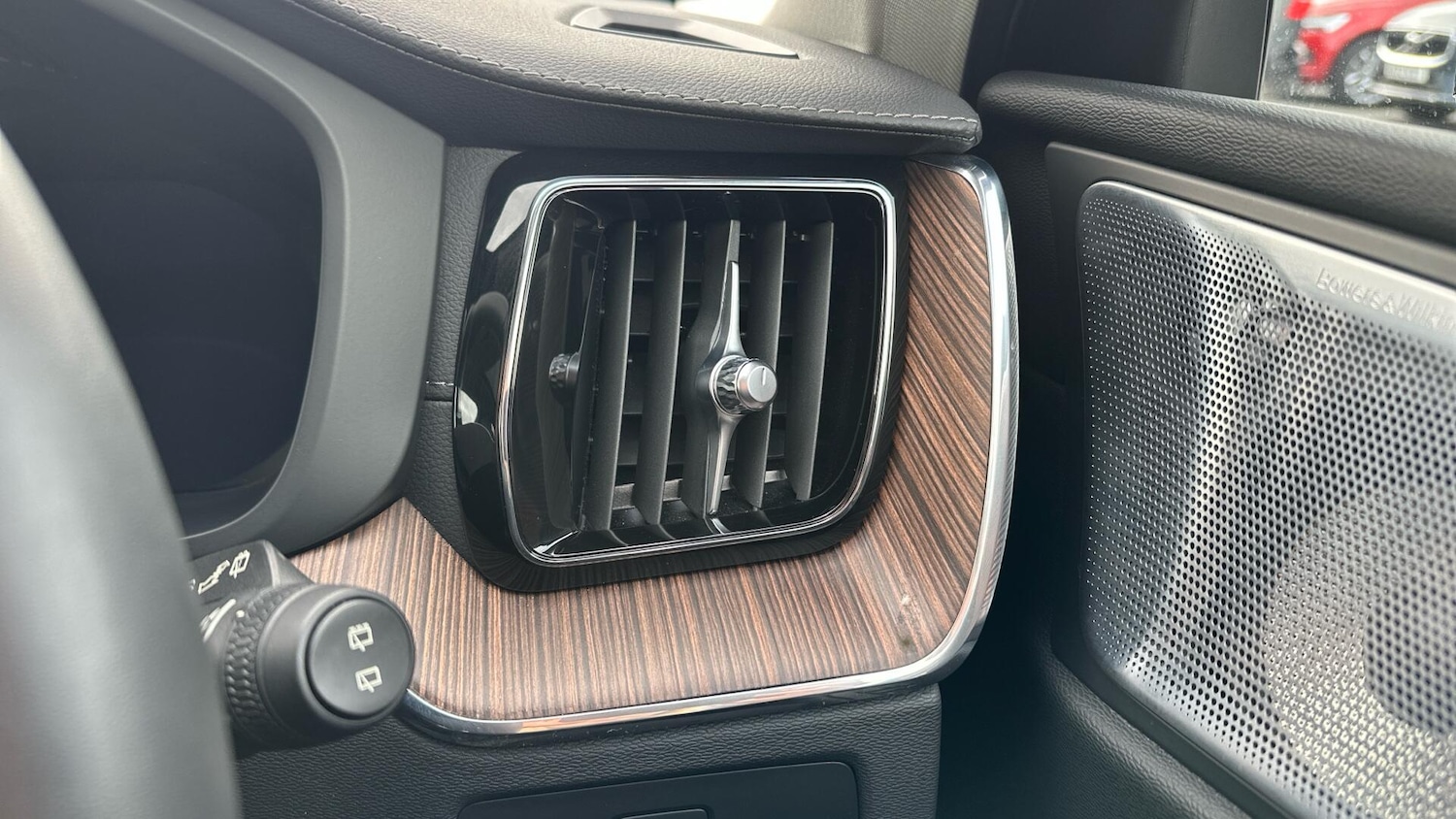 Used Volvo XC60 for sale - 77671648: Photo 45