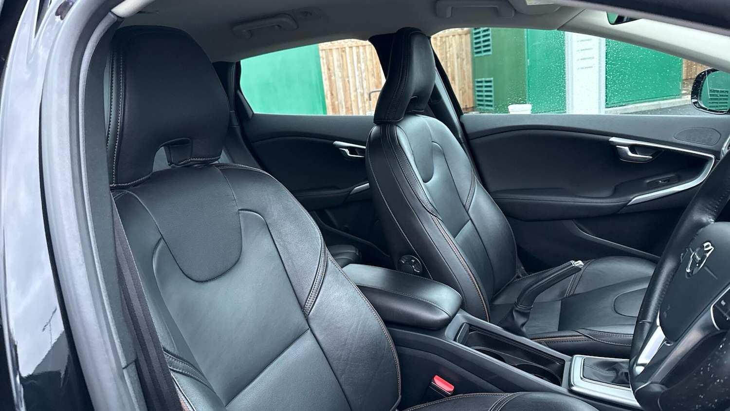 Used Volvo V40 2019 for sale - 77320928: Photo 33