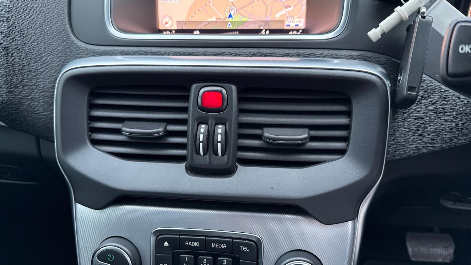 Used Volvo V40 2019 for sale - 77320928: Photo 39