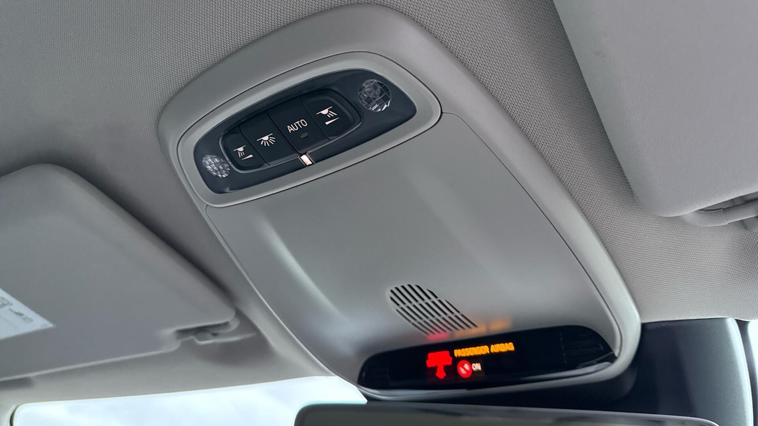 Used Volvo V40 2019 for sale - 77320928: Photo 47