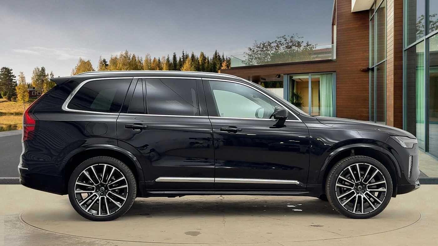 Used Volvo XC90 2025 for sale - 76765798: Photo 2