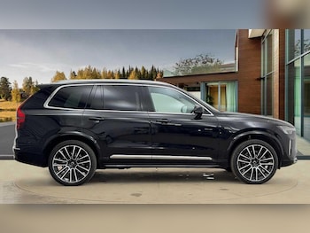 Used Volvo XC90 2025 for sale - 76765798: Photo