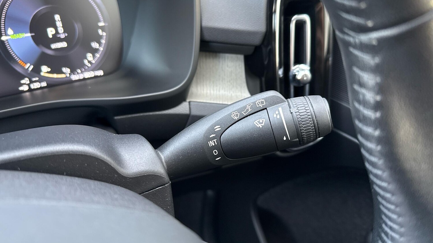 Used Volvo XC40 2021 for sale - 76824293: Photo 35