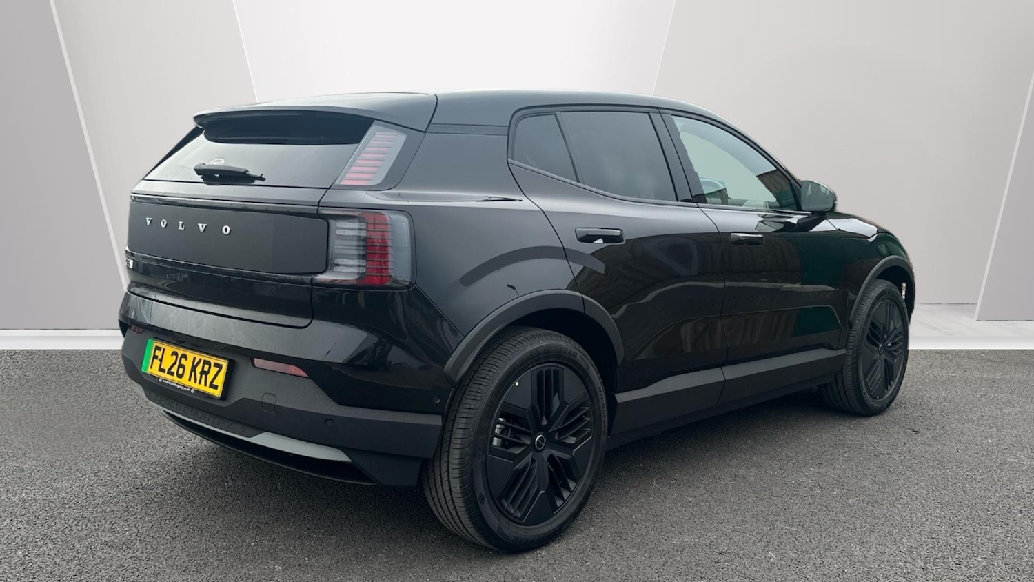 Used Volvo EX30 Cross Country for sale - 77824164: Photo 2