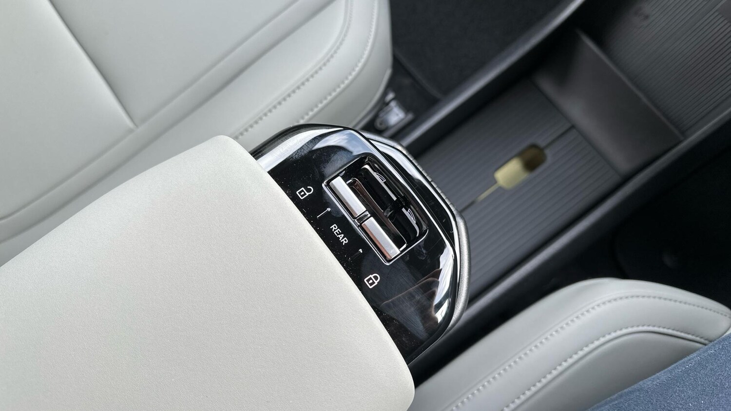 Used Volvo EX30 2025 for sale - 76512011: Photo 36