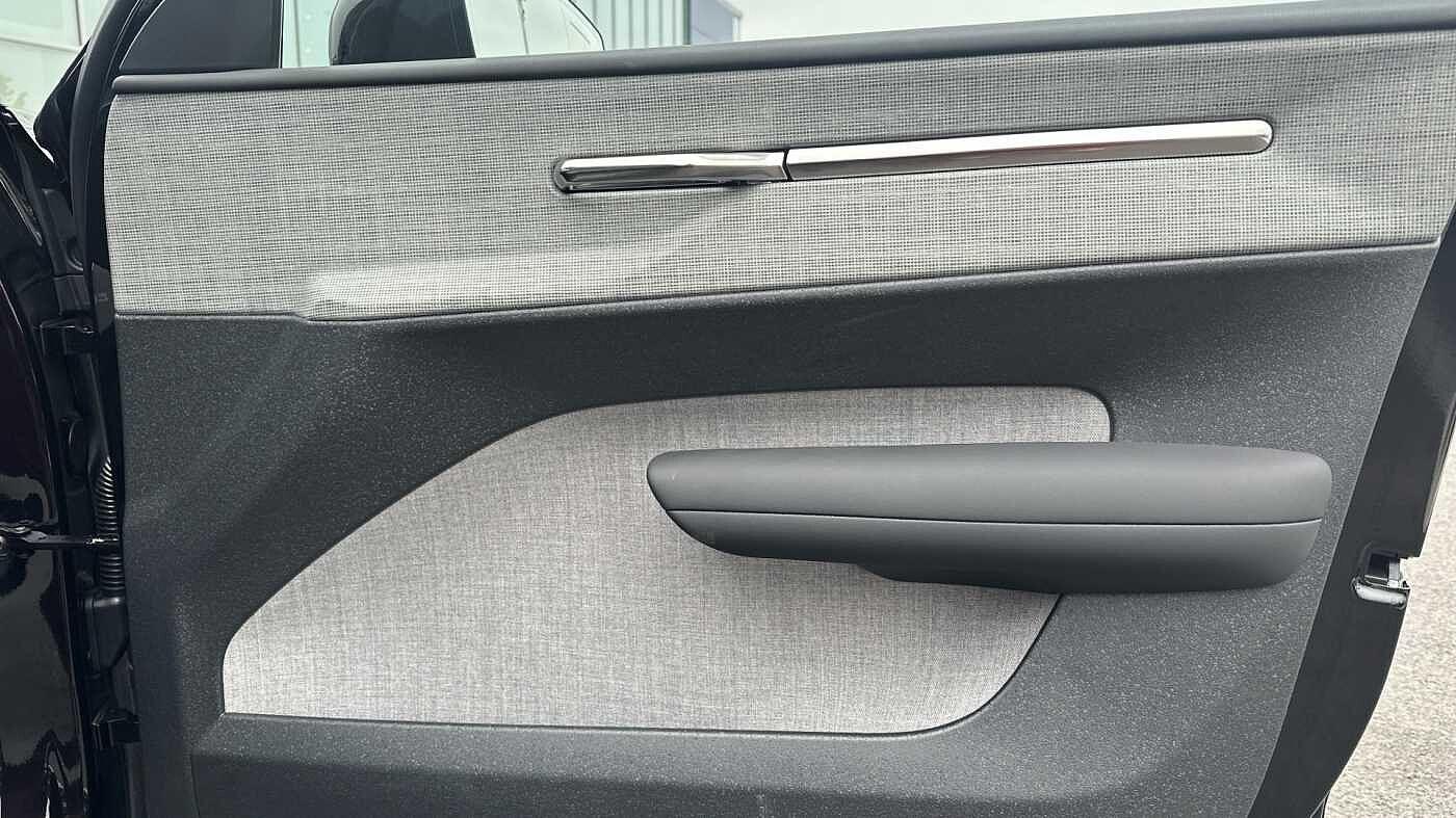 Used Volvo EX30 2025 for sale - 76634056: Photo 31