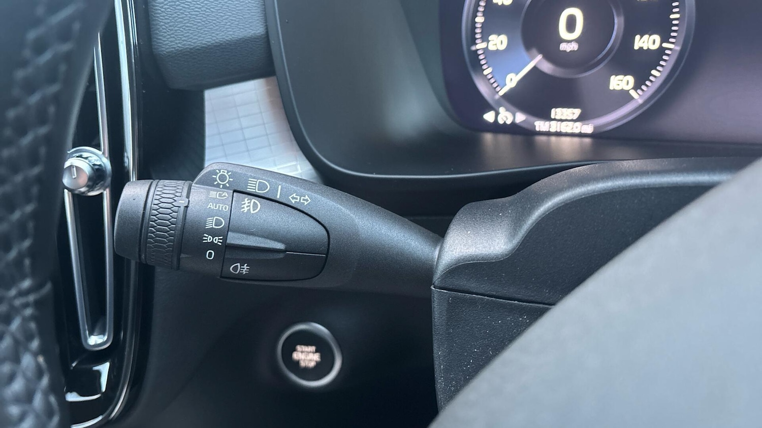 Used Volvo XC40 2021 for sale - 76701355: Photo 18