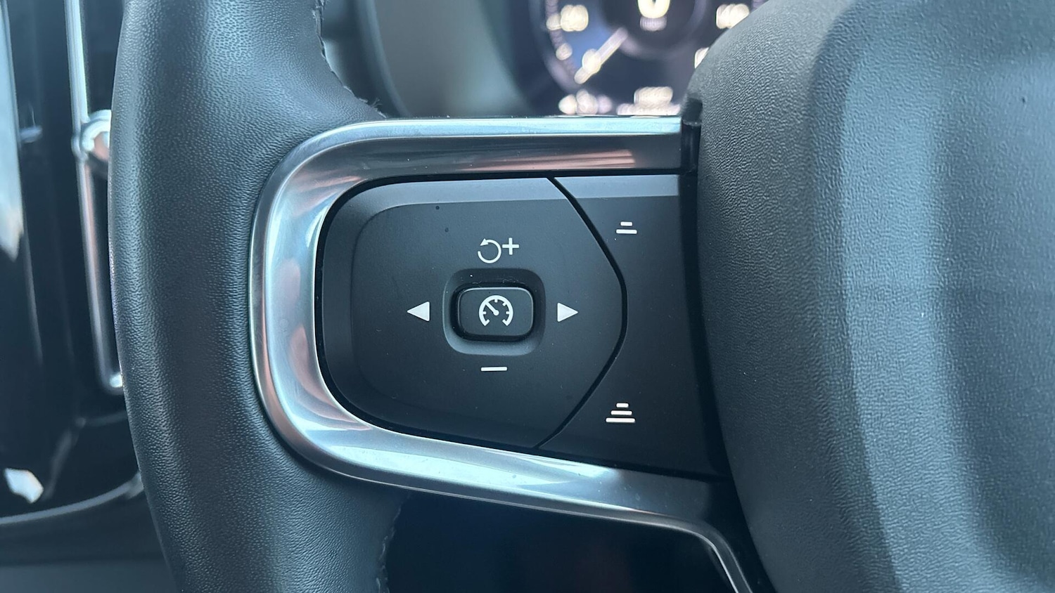 Used Volvo XC40 2021 for sale - 76701355: Photo 19