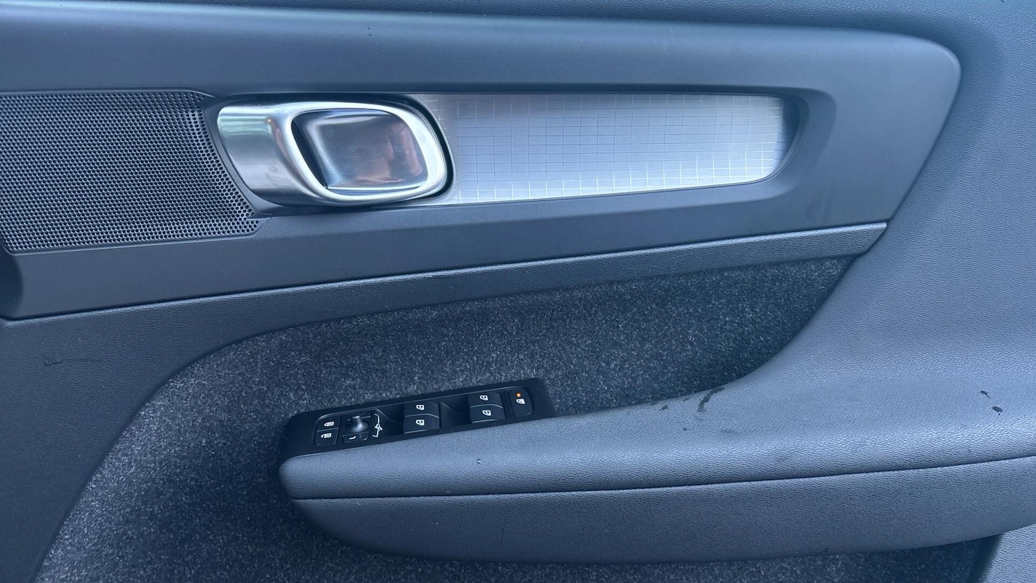 Used Volvo XC40 2021 for sale - 76701355: Photo 25