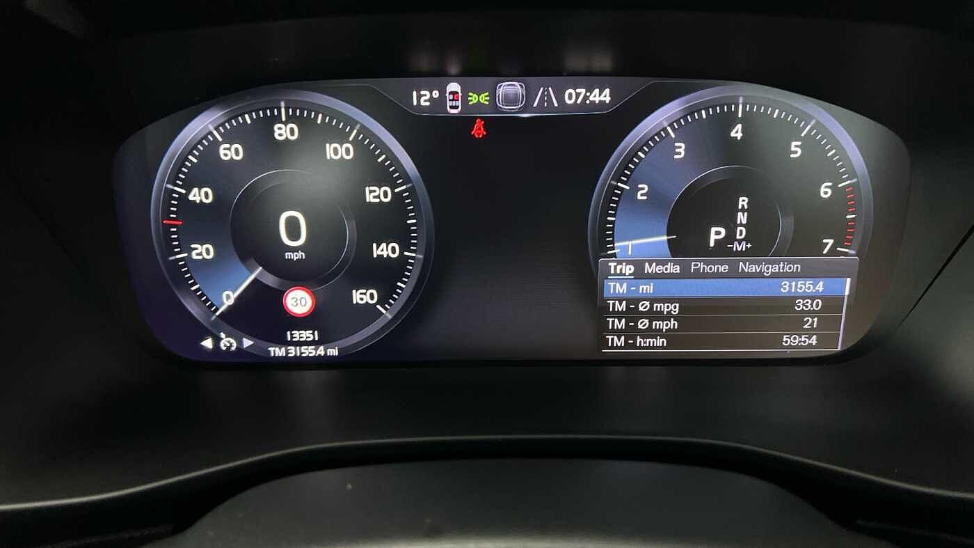 Used Volvo XC40 2021 for sale - 76701355: Photo 9