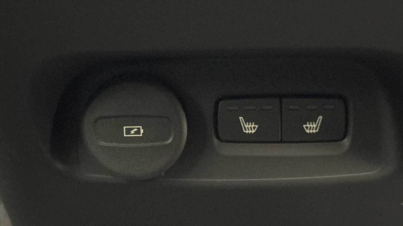 Used Volvo XC40 2025 for sale - 78171174: Photo 17