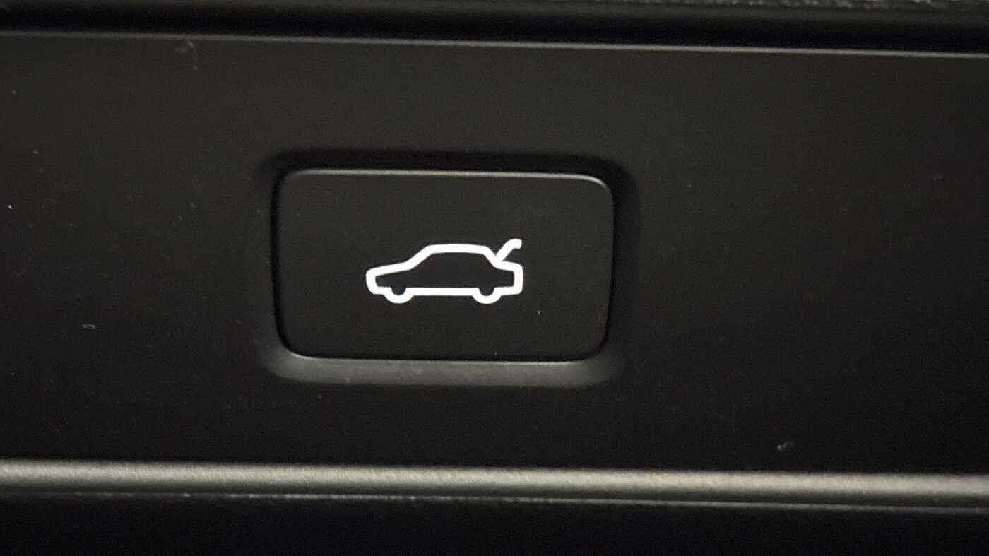 Used Volvo XC40 2025 for sale - 78171174: Photo 30