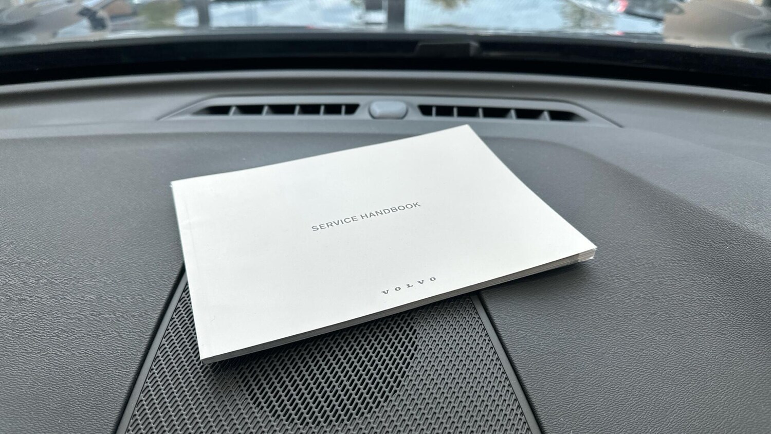 Used Volvo XC60 2025 for sale - 76337269: Photo 14