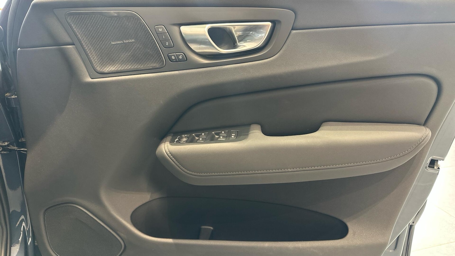 Used Volvo XC60 2025 for sale - 76337269: Photo 29