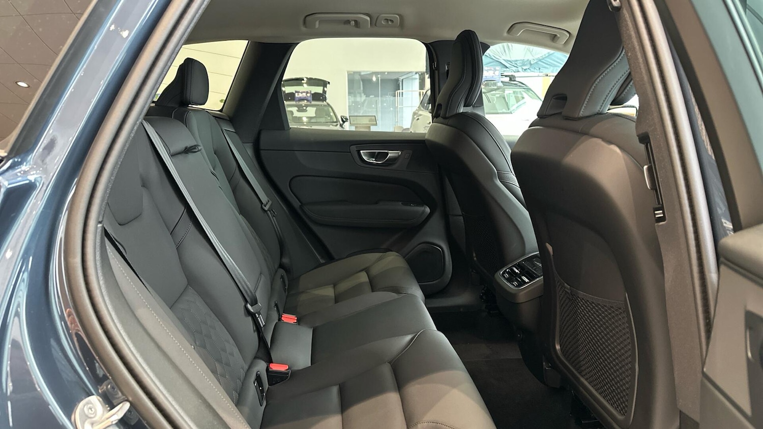 Used Volvo XC60 2025 for sale - 76337269: Photo 6