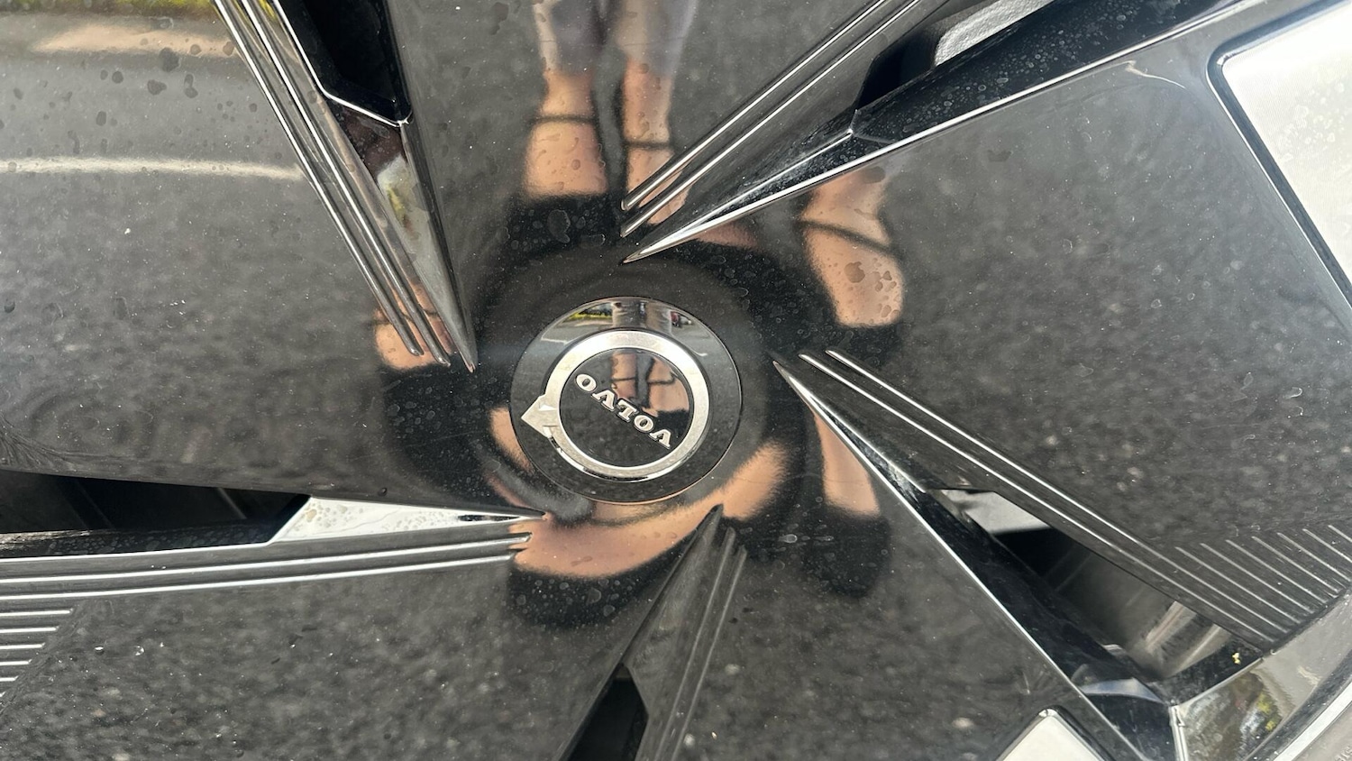 Used Volvo EX30 2025 for sale - 76425597: Photo 15