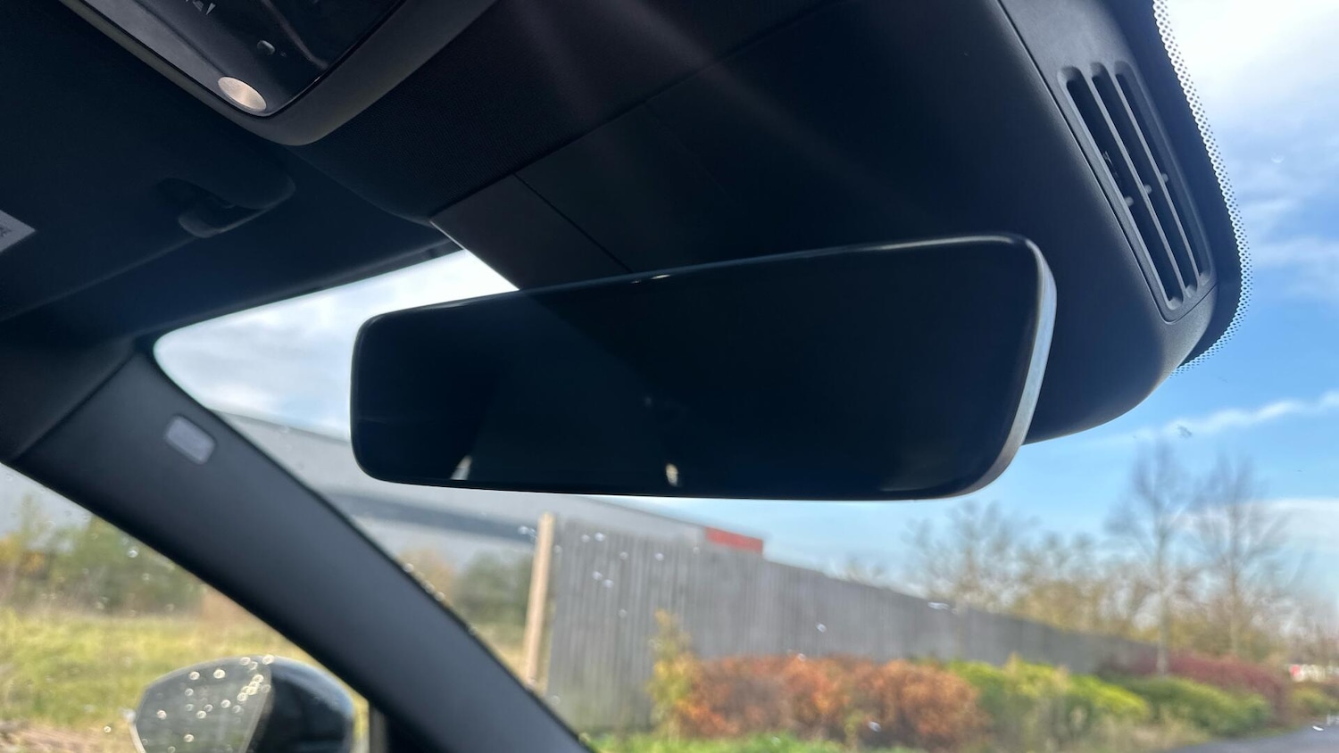 Used Volvo EX30 2025 for sale - 76425597: Photo 37