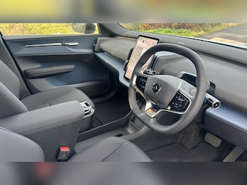 Used Volvo EX30 2025 for sale - 76425597: Photo