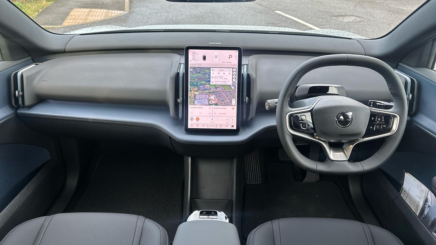 Used Volvo EX30 2025 for sale - 76425597: Photo 5