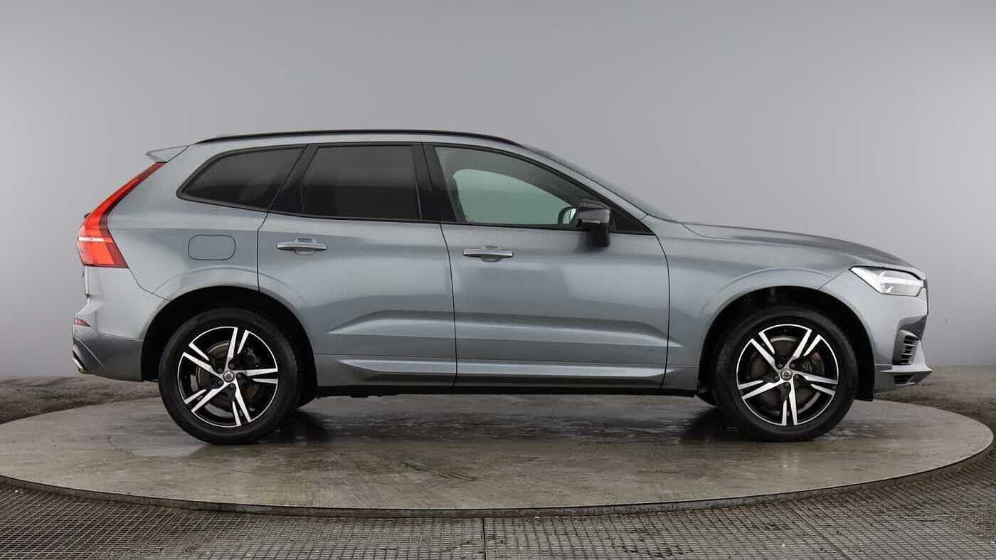 Used Volvo XC60 2021 for sale - 77440910: Photo 2