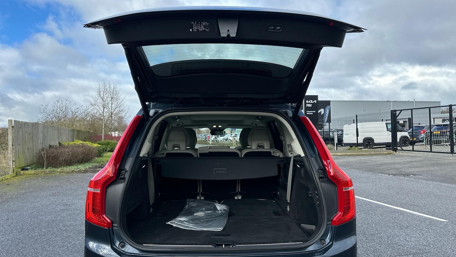 Used Volvo XC90 2023 for sale - 77793787: Photo 13