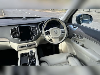 Used Volvo XC90 2023 for sale - 77793787: Photo