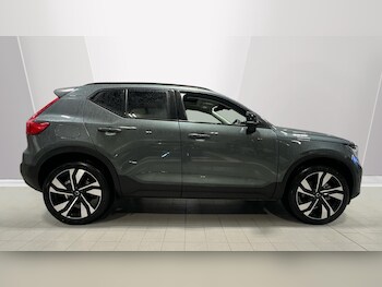 Used Volvo XC40 2026 for sale - 77358640: Photo