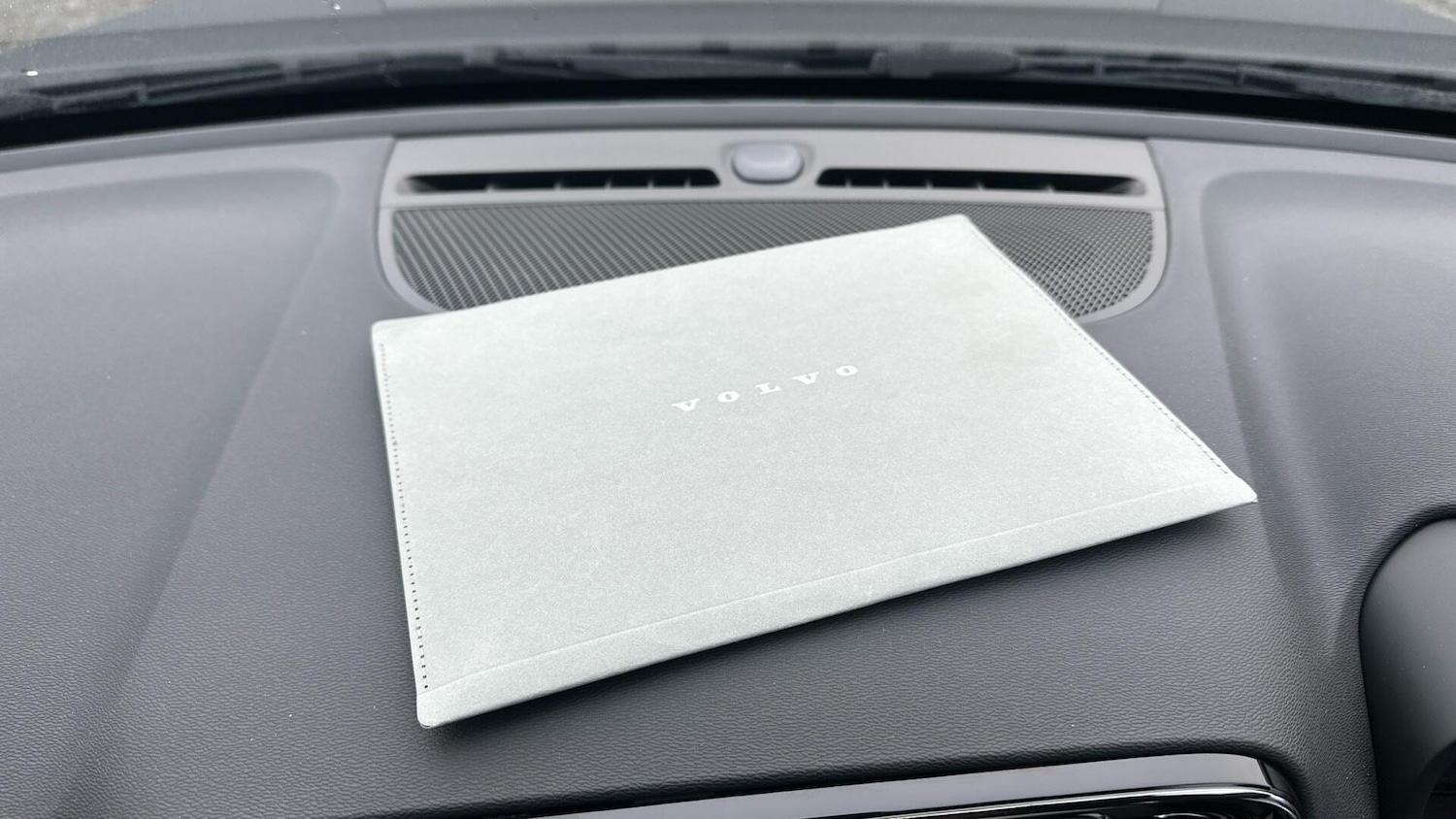 Used Volvo XC40 2025 for sale - 76337536: Photo 14