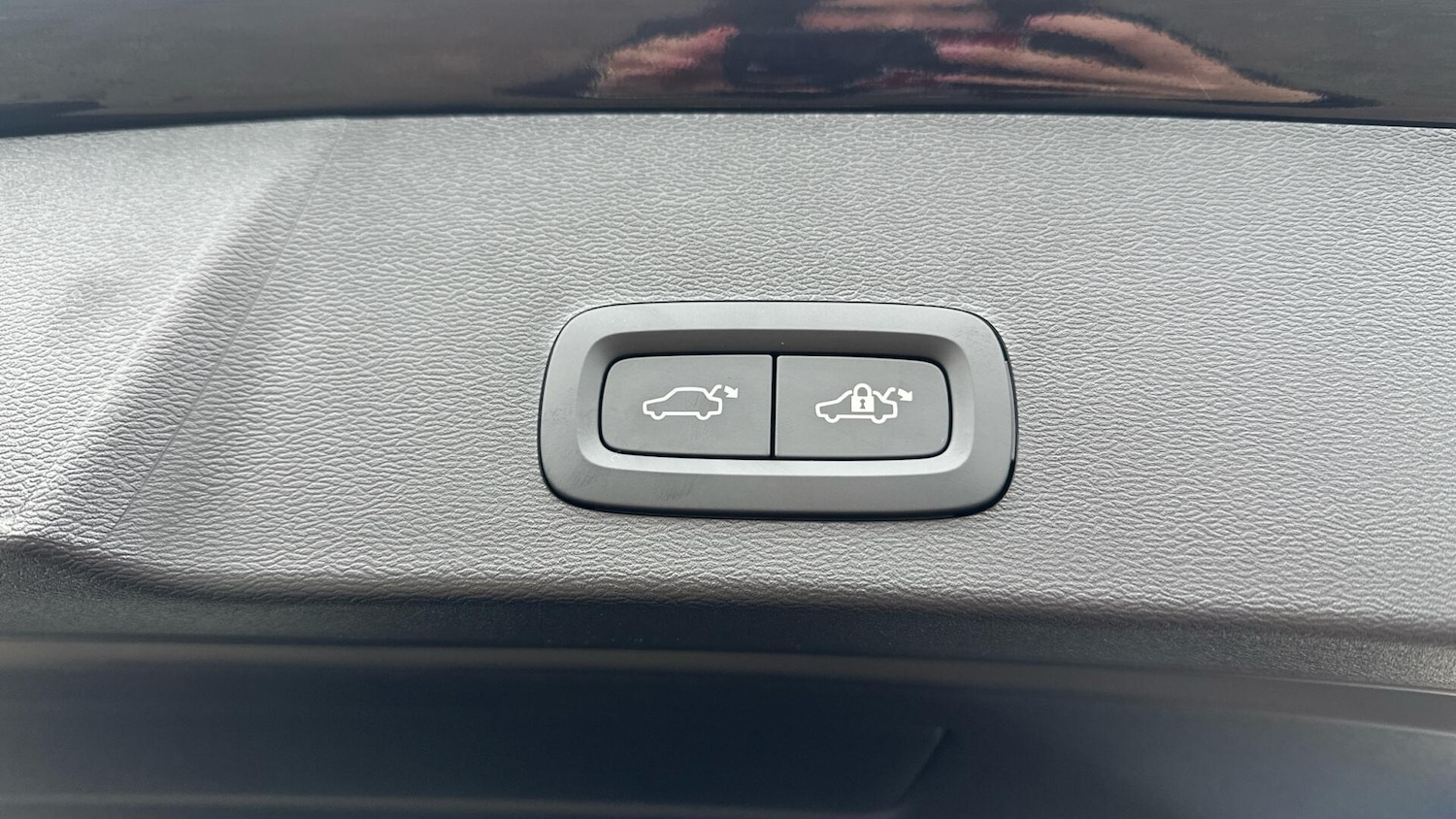 Used Volvo XC40 2025 for sale - 76337536: Photo 24