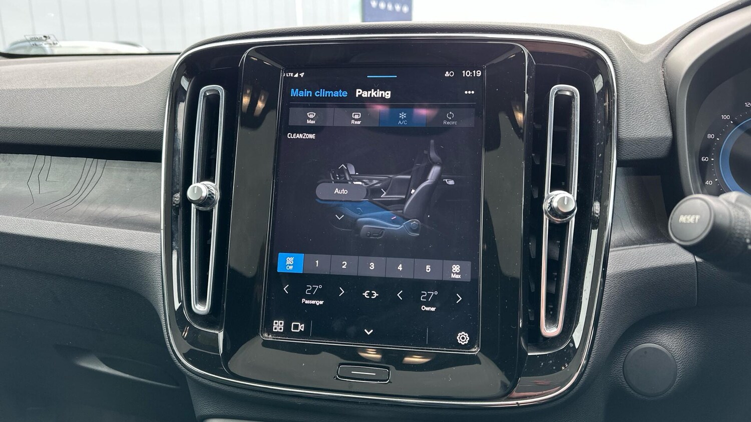 Used Volvo C40 2022 for sale - 78171222: Photo 41