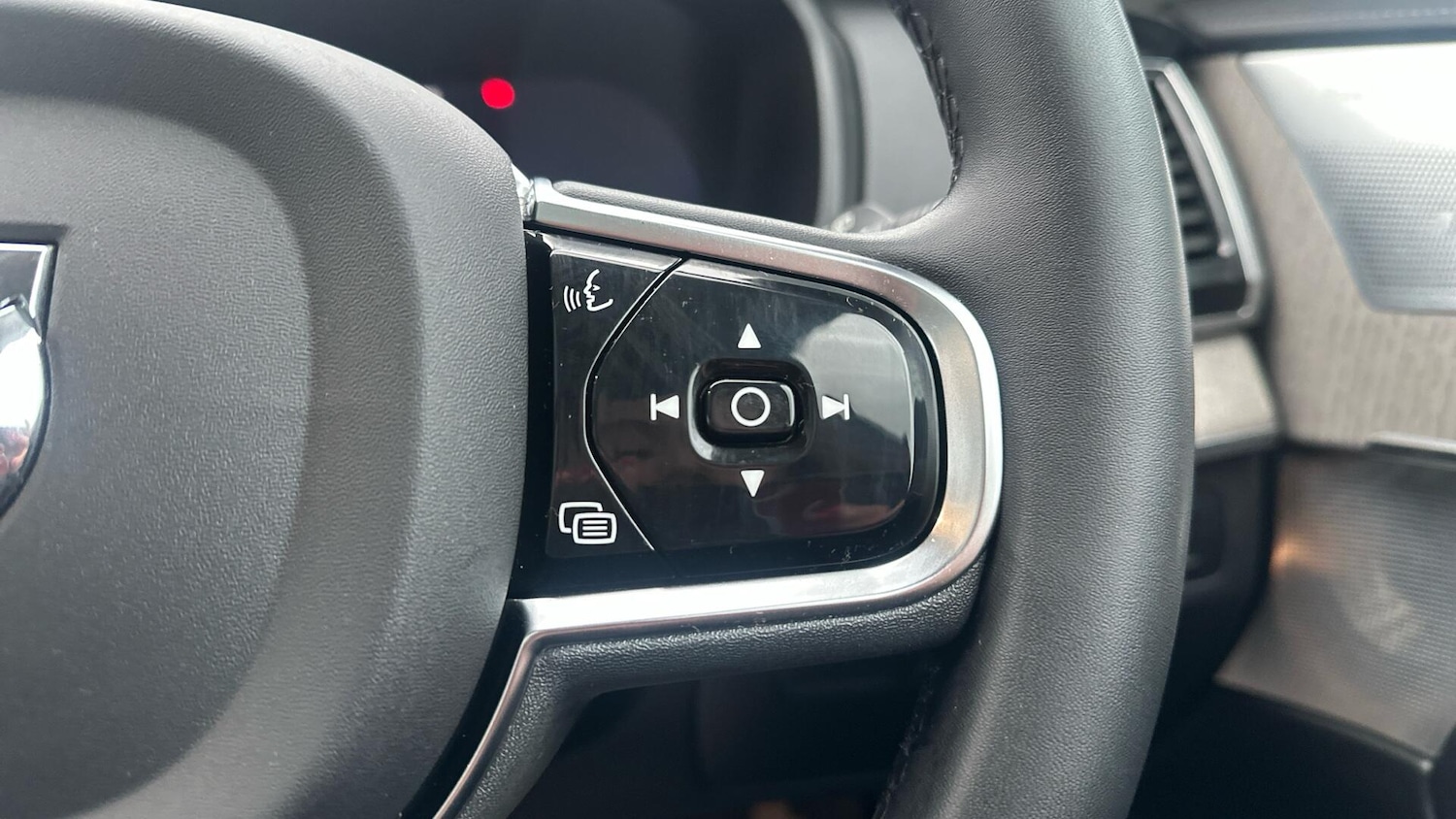 Used Volvo XC90 2022 for sale - 76714774: Photo 34