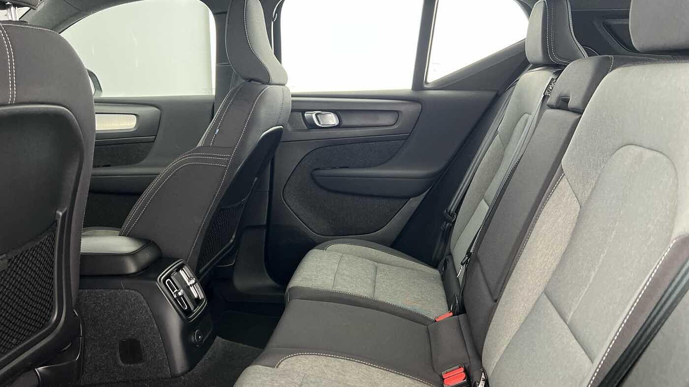 Used Volvo XC40 2022 for sale - 76701136: Photo 7