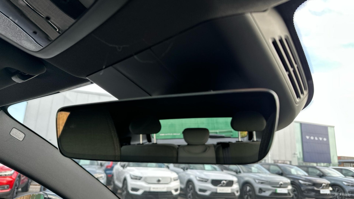 Used Volvo EX30 2025 for sale - 77320665: Photo 42