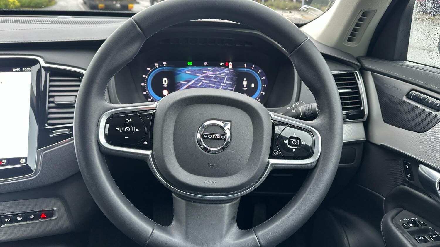 Used Volvo XC90 2022 for sale - 77672980: Photo 10