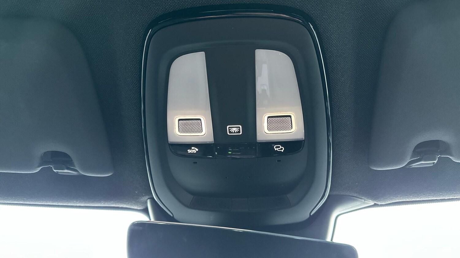 Used Volvo XC40 2022 for sale - 77672915: Photo 27