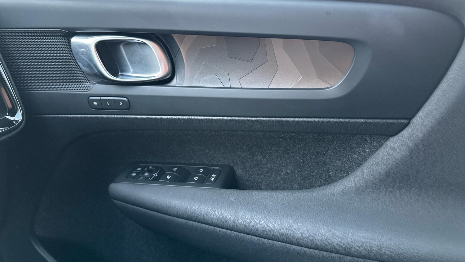 Used Volvo XC40 2022 for sale - 77672915: Photo 28