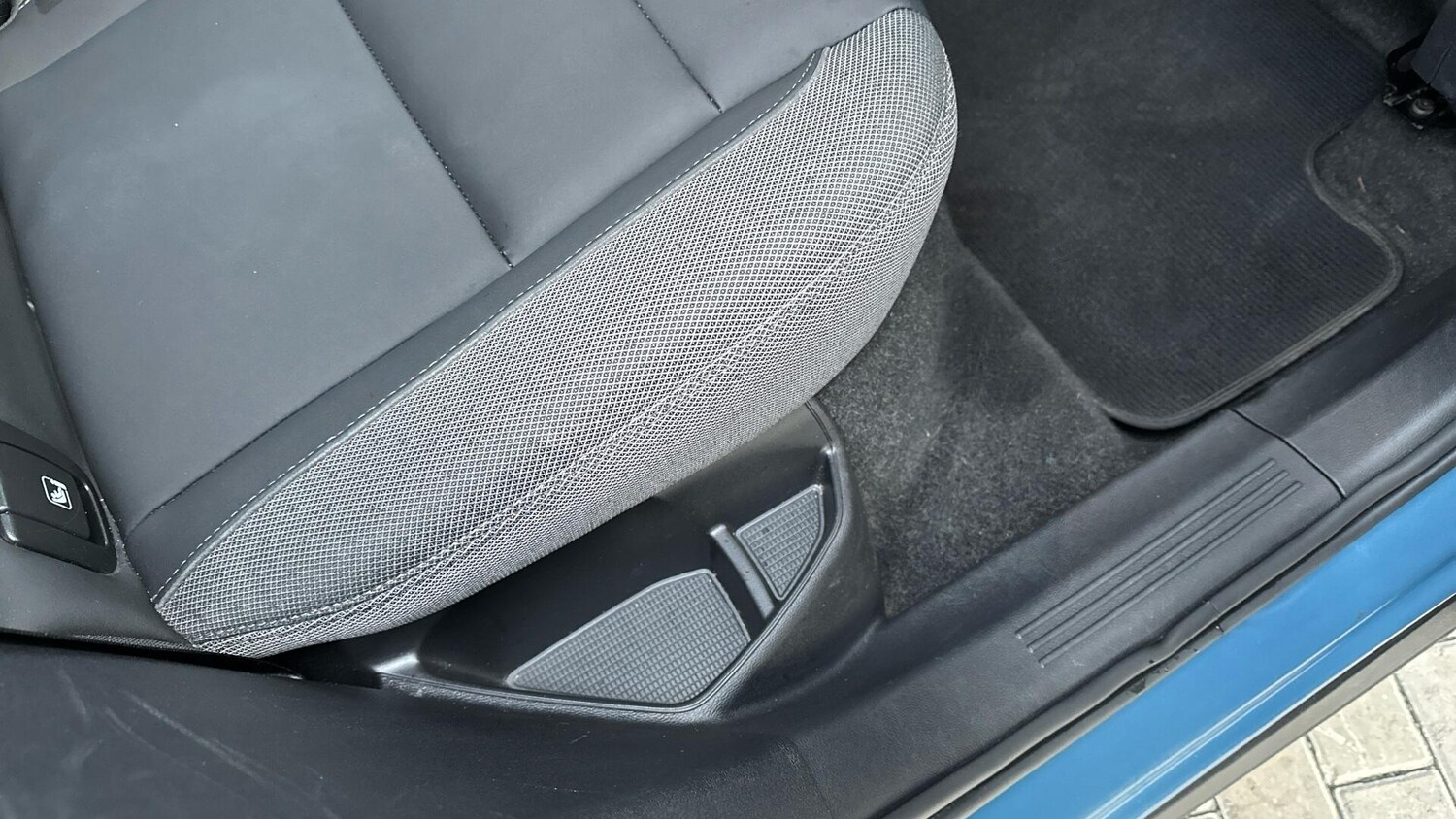 Used Volvo XC40 2022 for sale - 77672915: Photo 33