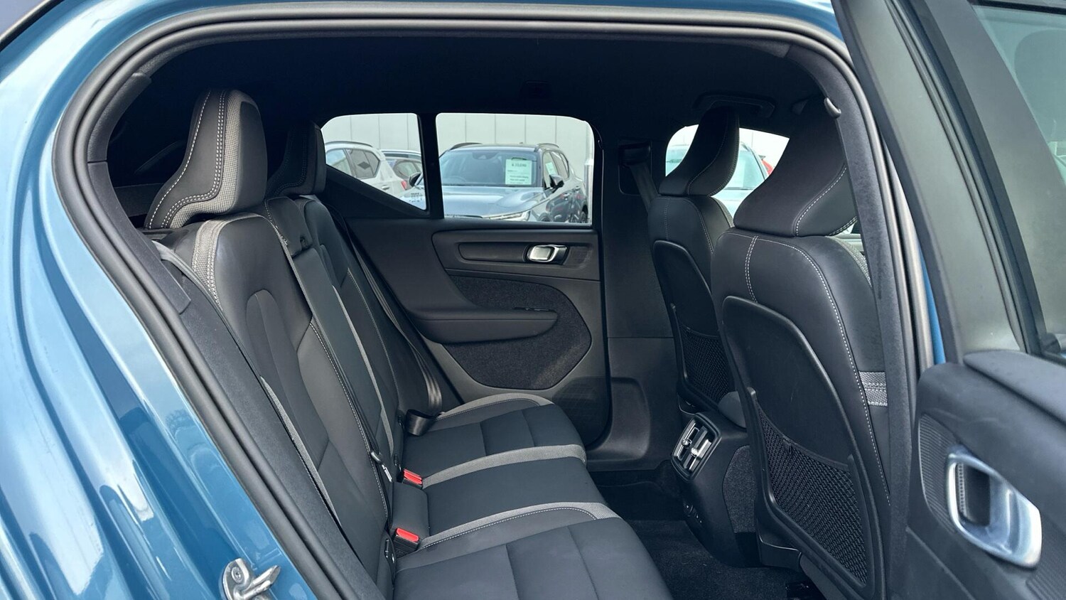 Used Volvo XC40 2022 for sale - 77672915: Photo 6