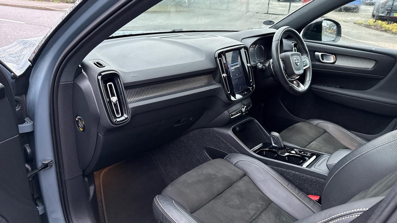 Used Volvo XC40 2020 for sale - 77016567: Photo 25